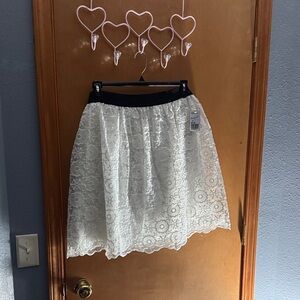 Forever 21 Black and White Lace A-Line Skirt